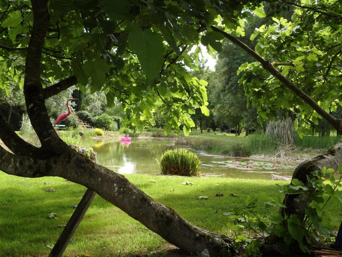 Le P'Tit Nid De Gabriel Bed & Breakfast Les Touches-de-Périgny Dış mekan fotoğraf