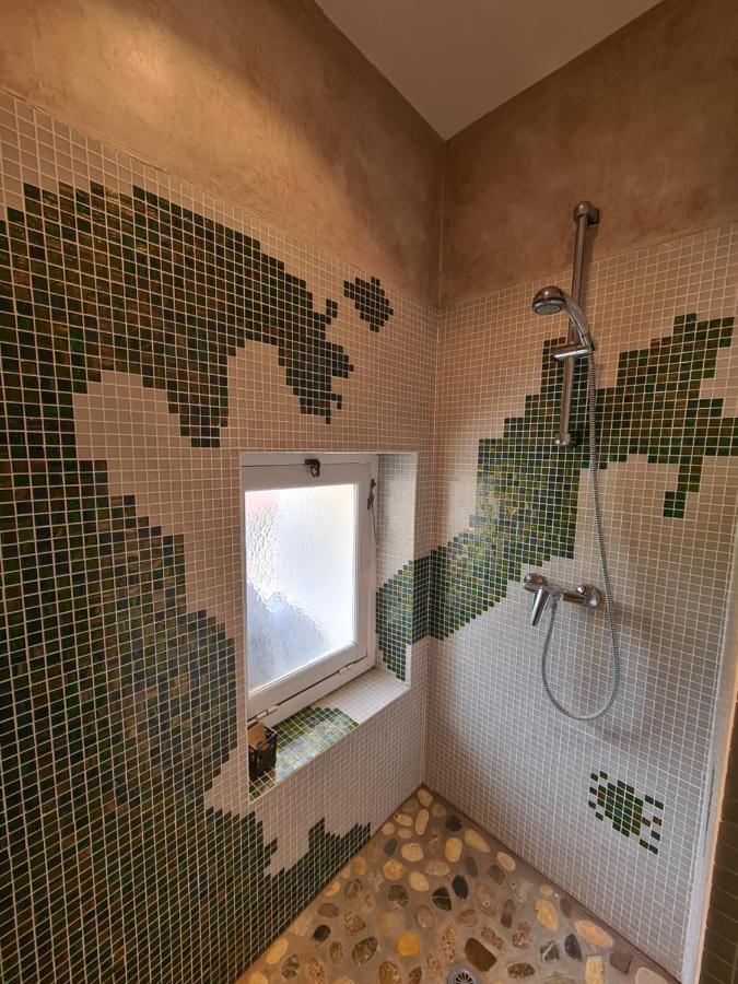 Le P'Tit Nid De Gabriel Bed & Breakfast Les Touches-de-Périgny Dış mekan fotoğraf